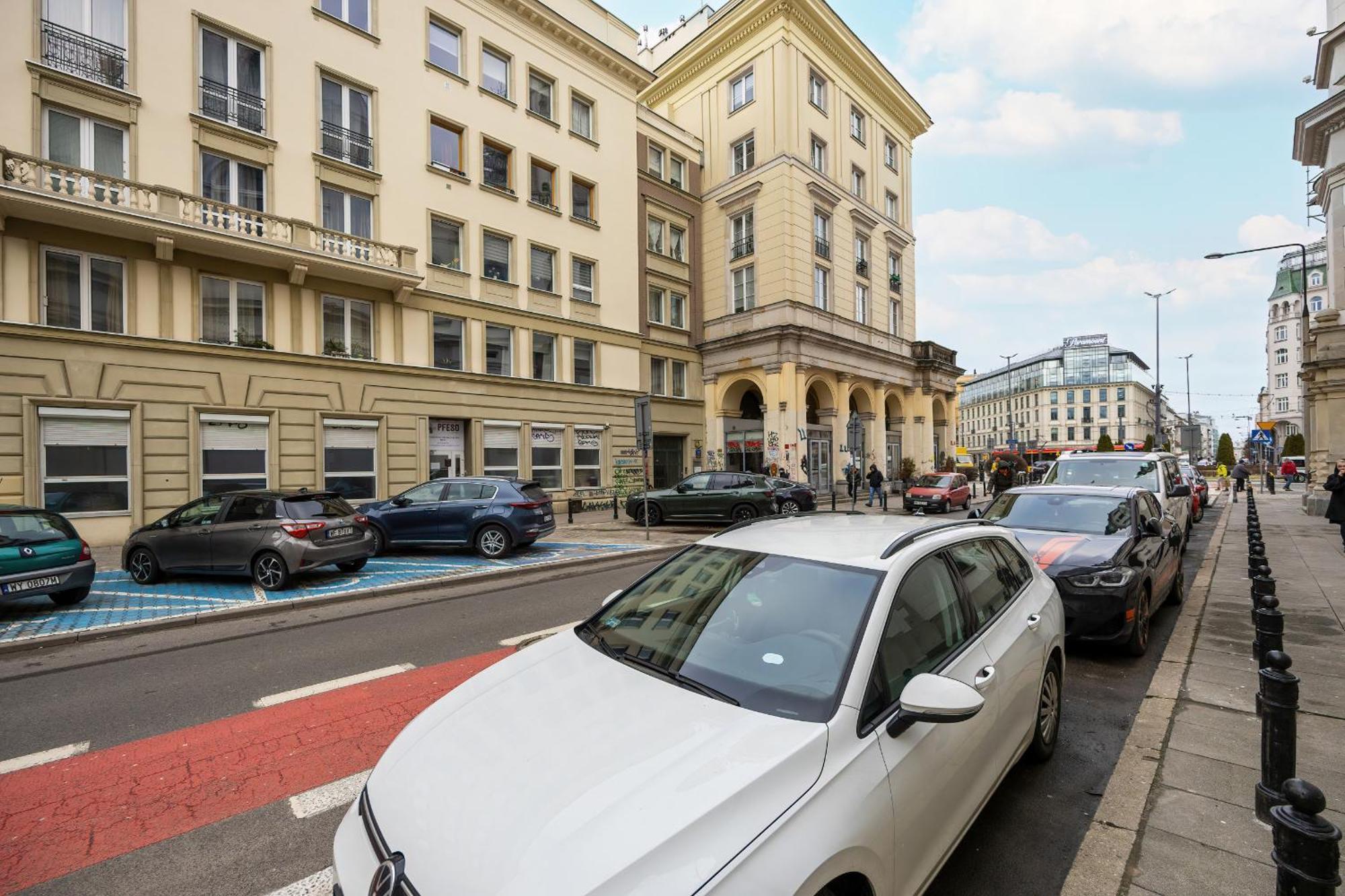 Exclusive Grey And Red Apartment In Warsaw Center By Noclegi Renters Exterior photo
