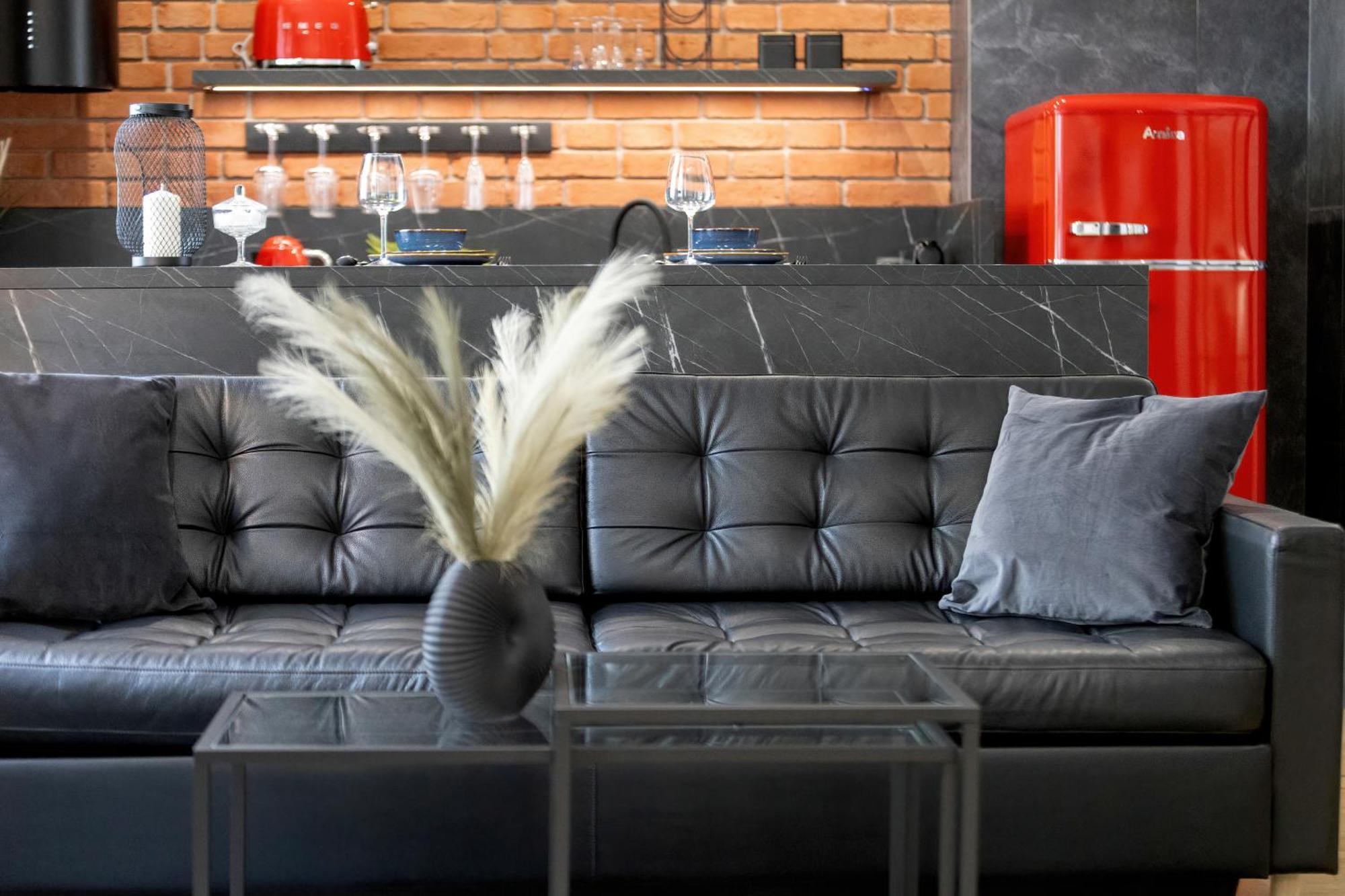 Exclusive Grey And Red Apartment In Warsaw Center By Noclegi Renters Exterior photo